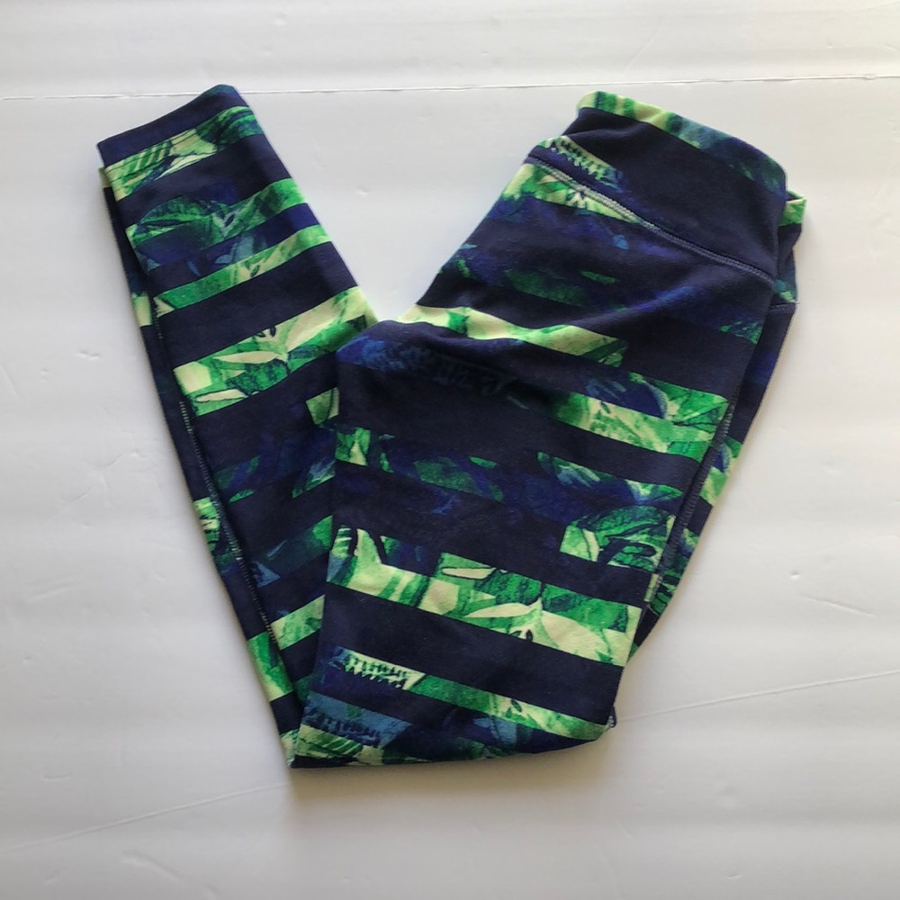 Athleta Retreat Chaturanga Navy Green Leggings